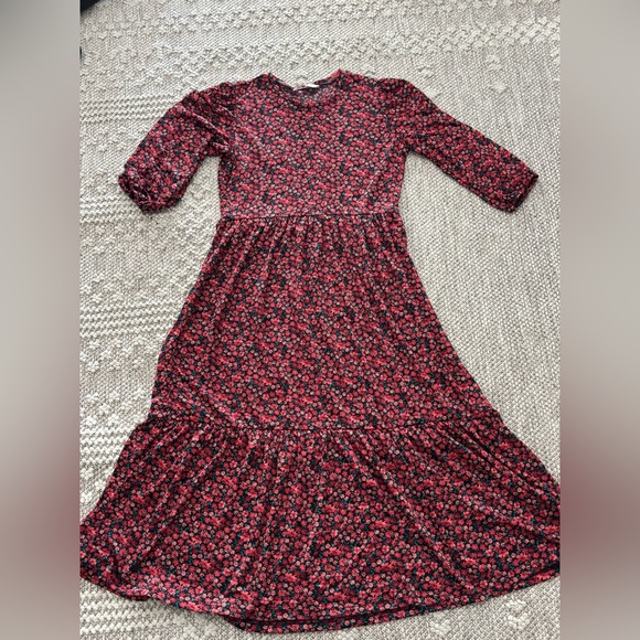 Stradivarius Red Floral Tiered Midi Dress Sz M - Picture 1 of 5